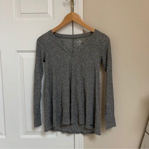 Hollister grey top